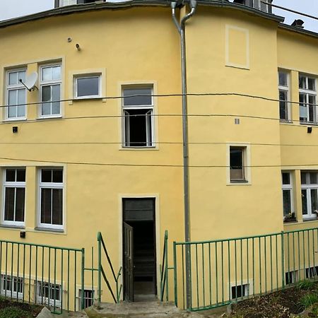 Margo Apartman 卡罗维发利 外观 照片